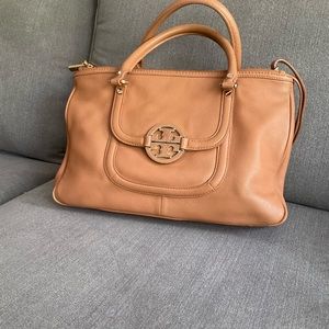 Tory Burch Camel handbag with shoulder strap
